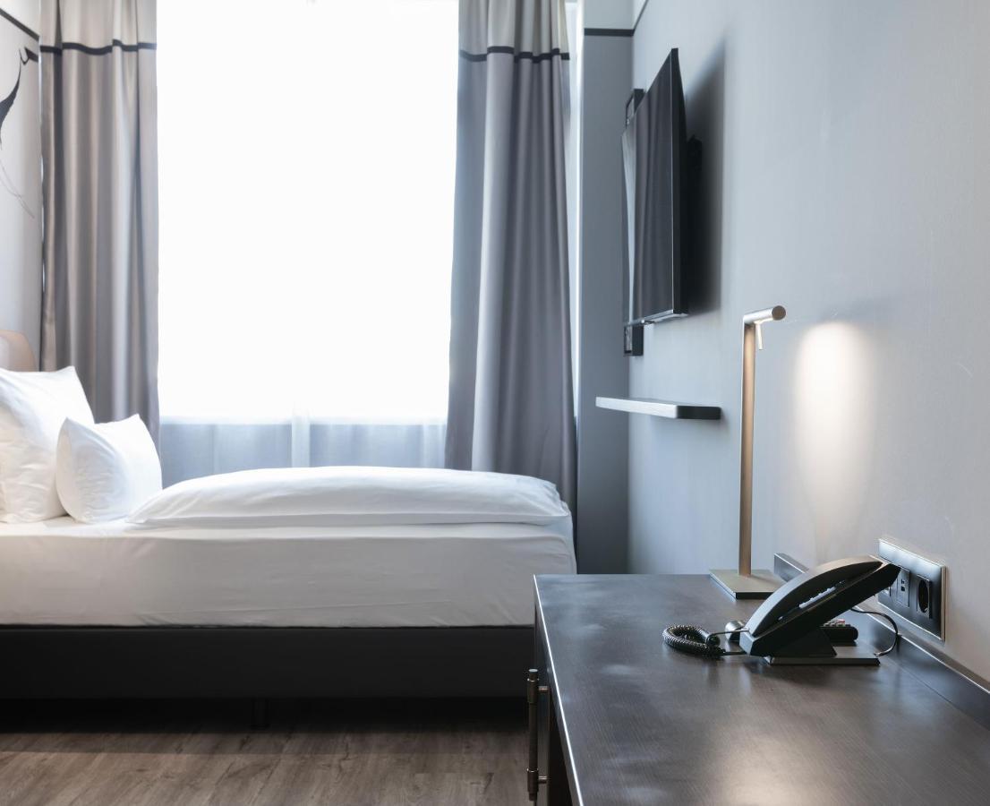 Titanic Comfort Kurfuerstendamm Berlin Exteriör bild