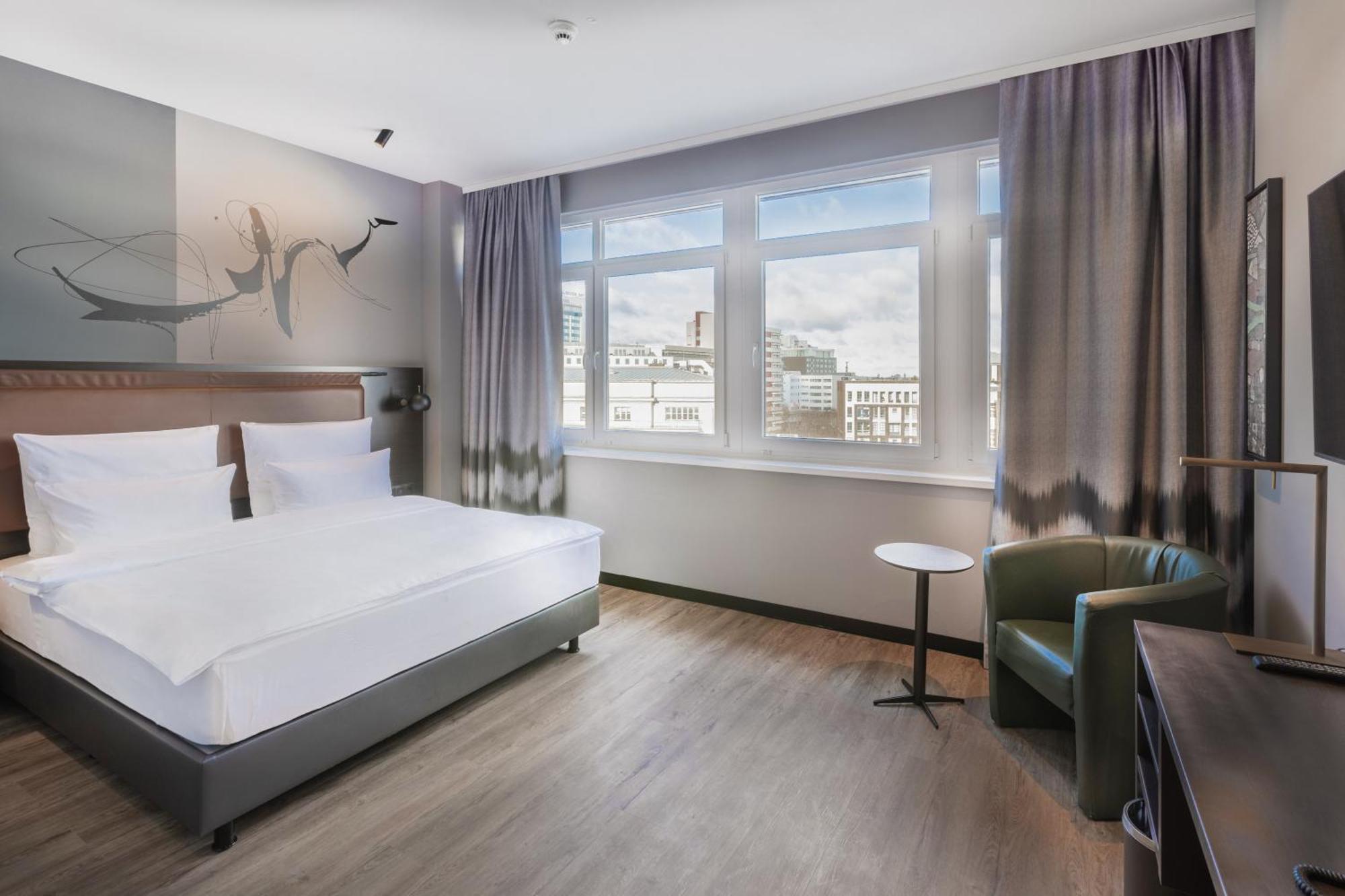 Titanic Comfort Kurfuerstendamm Berlin Exteriör bild