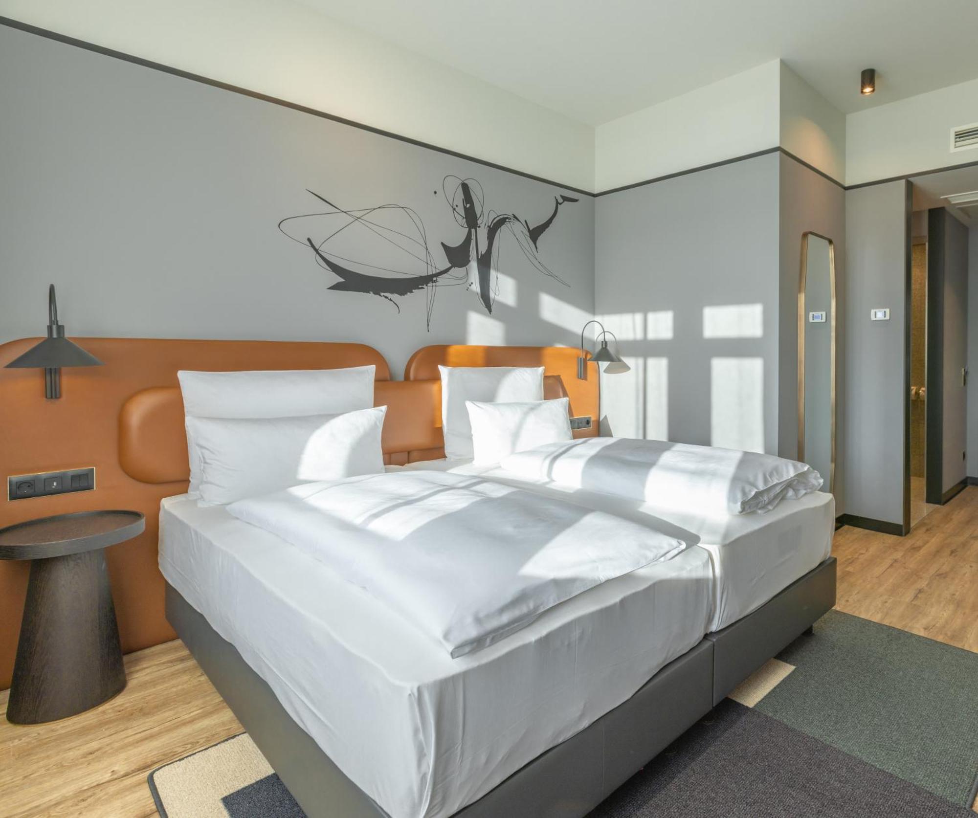 Titanic Comfort Kurfuerstendamm Berlin Exteriör bild