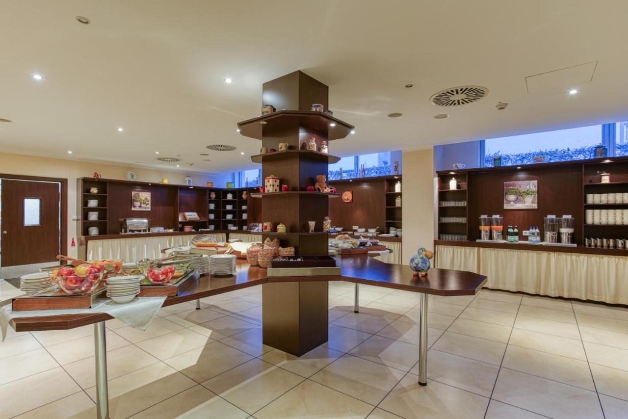 Titanic Comfort Kurfuerstendamm Berlin Exteriör bild